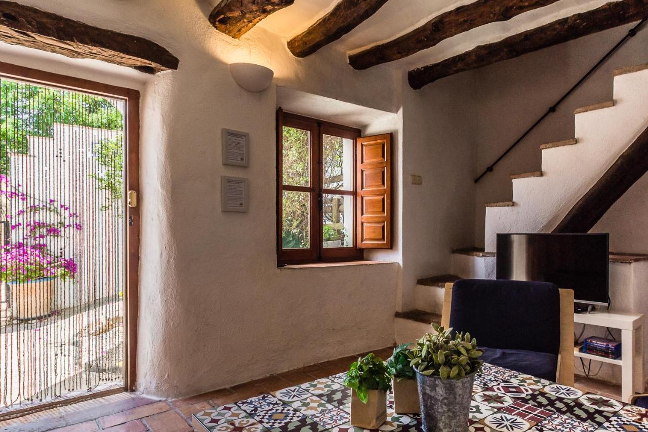 Casa Mundo - 16Th Century Traditional White Village House With Pool Pinos del Valle Extérieur photo